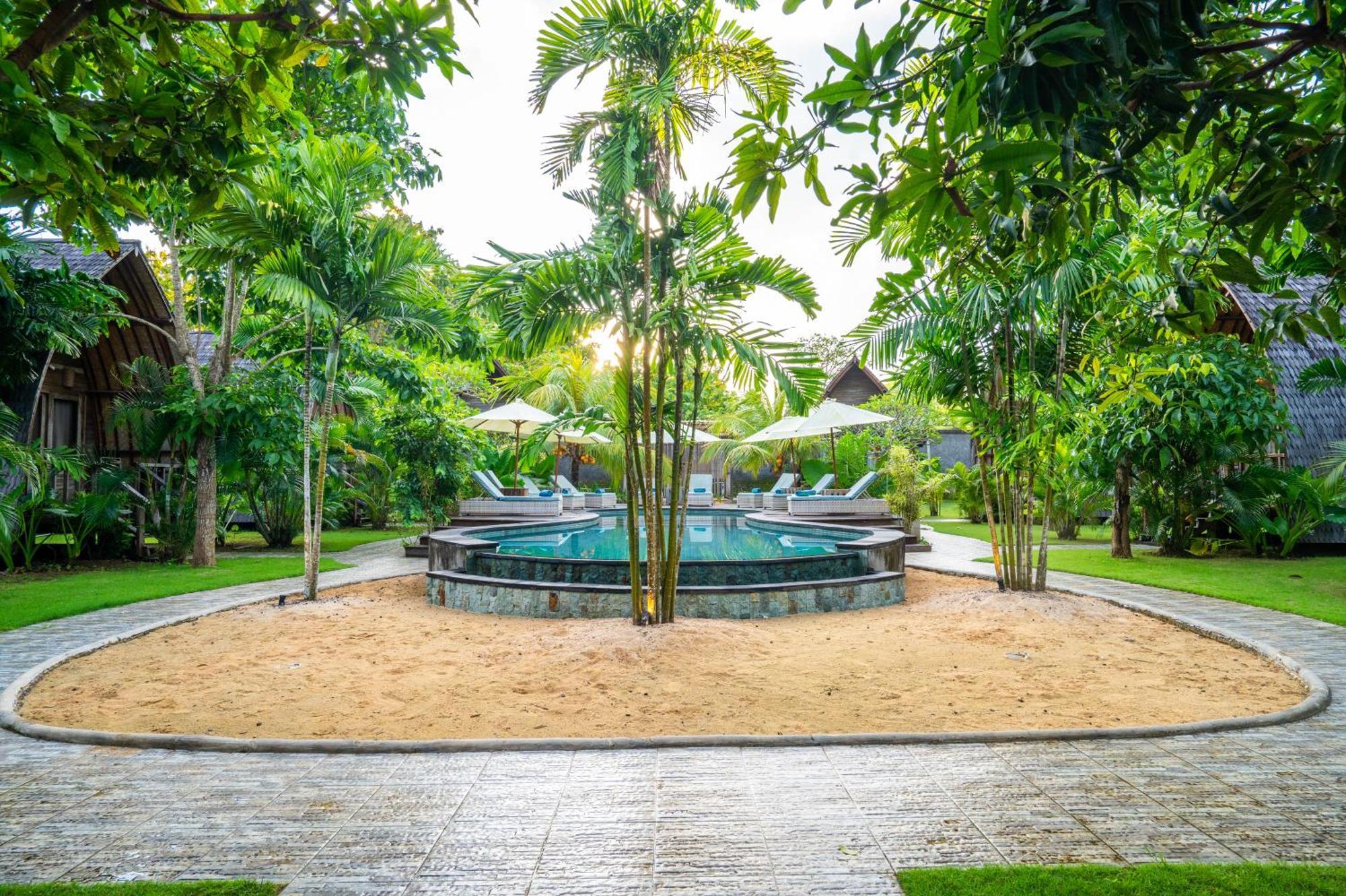 Lumbung Bukit Resort Uluwatu Eksteriør bilde